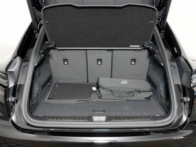 2026 Porsche Macan 4 Electric Base