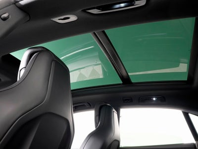 2026 Porsche Macan 4 Electric Base