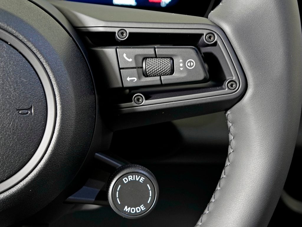 2026 Porsche Macan 4 Electric Base