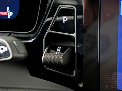 2026 Porsche Macan 4 Electric Base