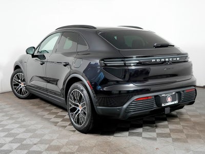 2026 Porsche Macan 4 Electric Base