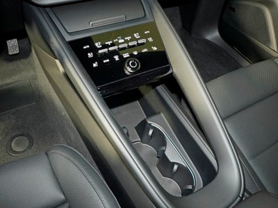 2026 Porsche Macan 4 Electric Base