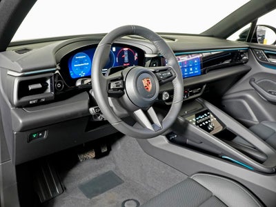 2026 Porsche Macan 4 Electric Base