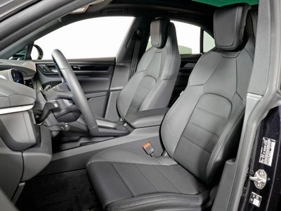 2026 Porsche Macan 4 Electric Base