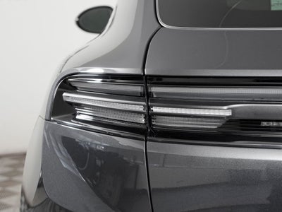 2025 Porsche Macan Electric 4