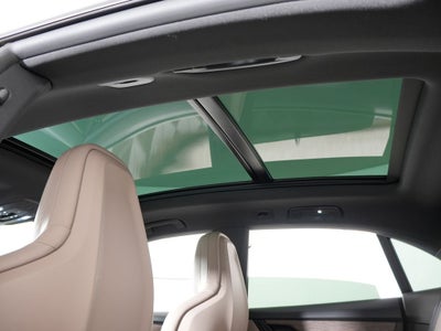 2025 Porsche Macan Electric 4