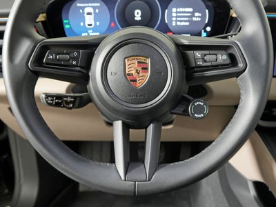 2025 Porsche Macan Electric 4