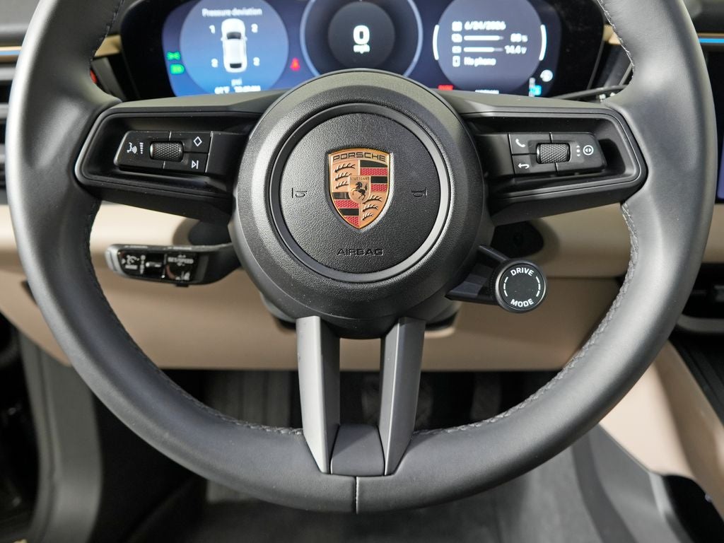2025 Porsche Macan Electric 4