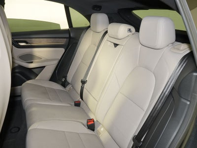 2025 Porsche Macan Electric 4