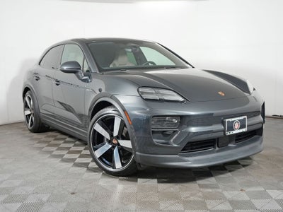 2025 Porsche Macan Electric 4