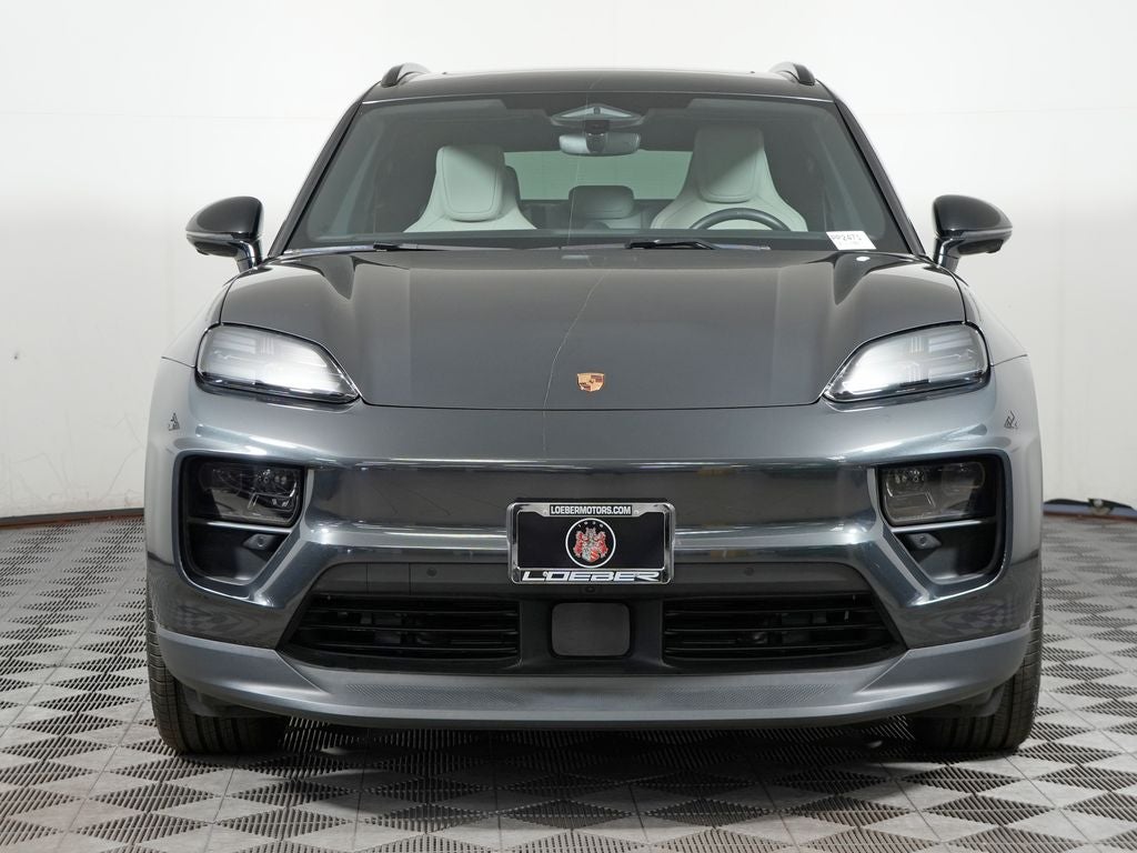2025 Porsche Macan Electric 4
