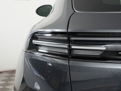 2025 Porsche Macan Electric 4