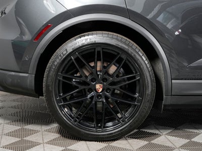 2025 Porsche Macan Electric 4
