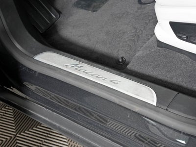2025 Porsche Macan Electric 4