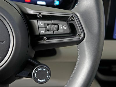 2025 Porsche Macan Electric 4