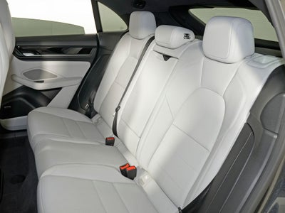 2025 Porsche Macan Electric 4