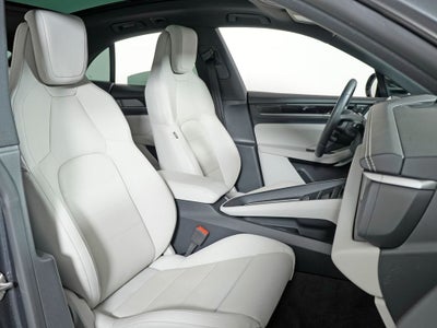 2025 Porsche Macan Electric 4