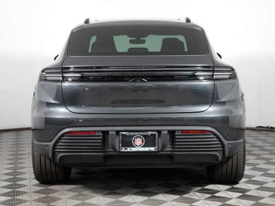2025 Porsche Macan Electric 4