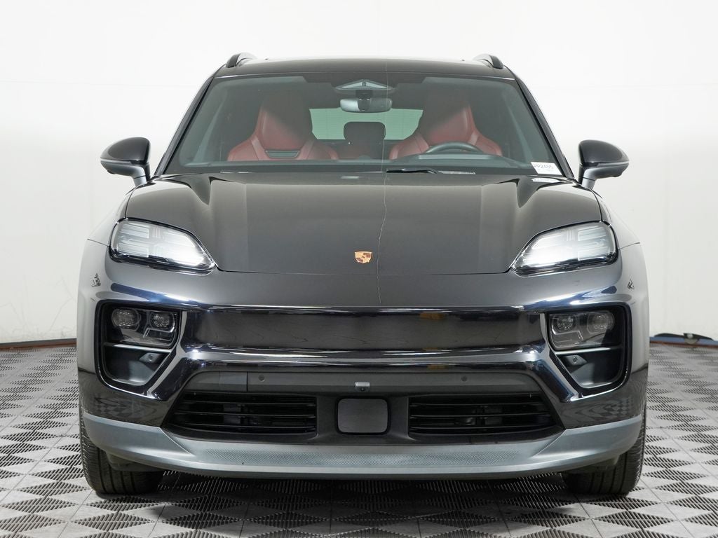 2025 Porsche Macan Electric 4