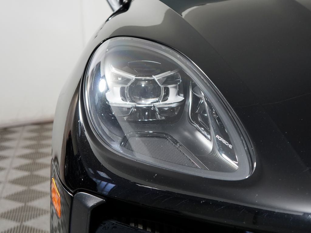 2021 Porsche Macan S