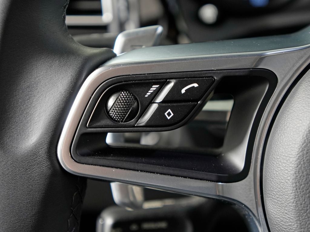 2021 Porsche Macan S