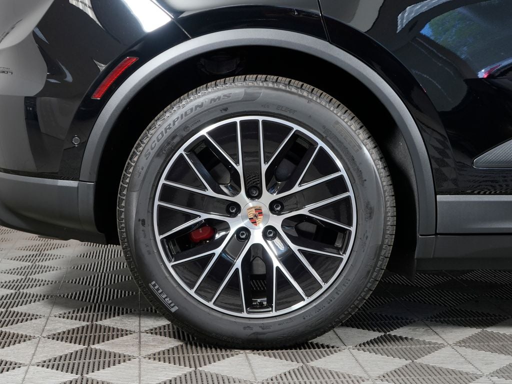 2025 Porsche Macan Electric 4S