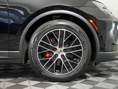 2025 Porsche Macan Electric 4S