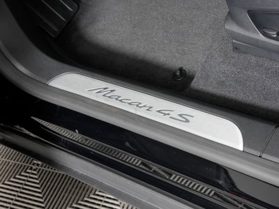 2025 Porsche Macan Electric 4S