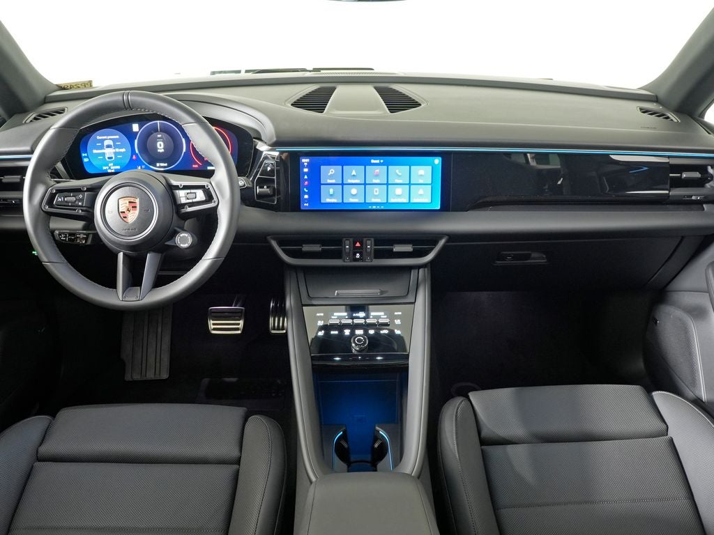 2025 Porsche Macan Electric 4S
