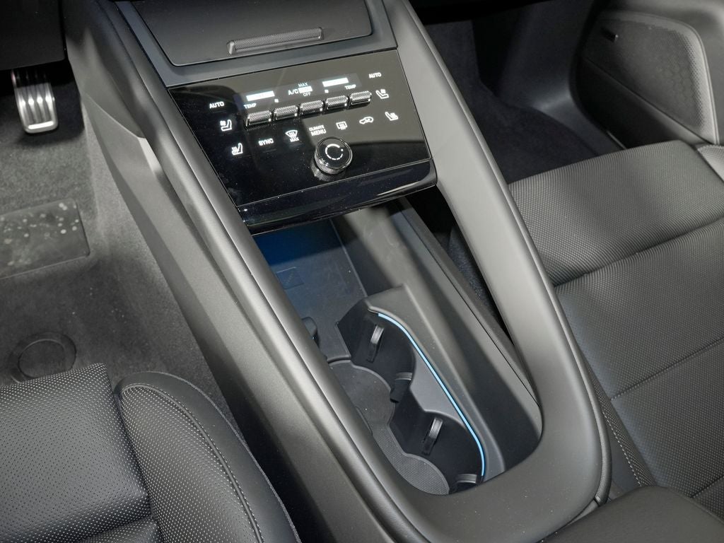 2025 Porsche Macan Electric 4S