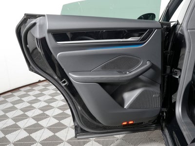 2025 Porsche Macan Electric 4S