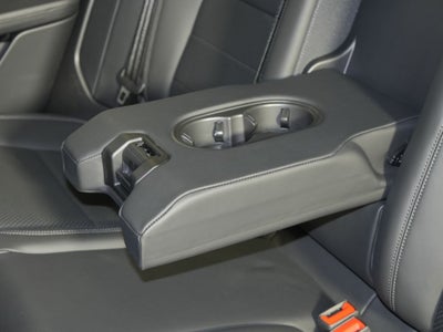 2025 Porsche Macan Electric 4S