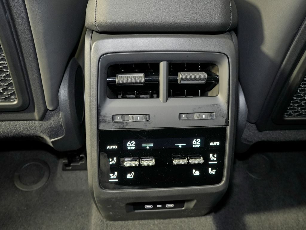 2025 Porsche Macan Electric 4S