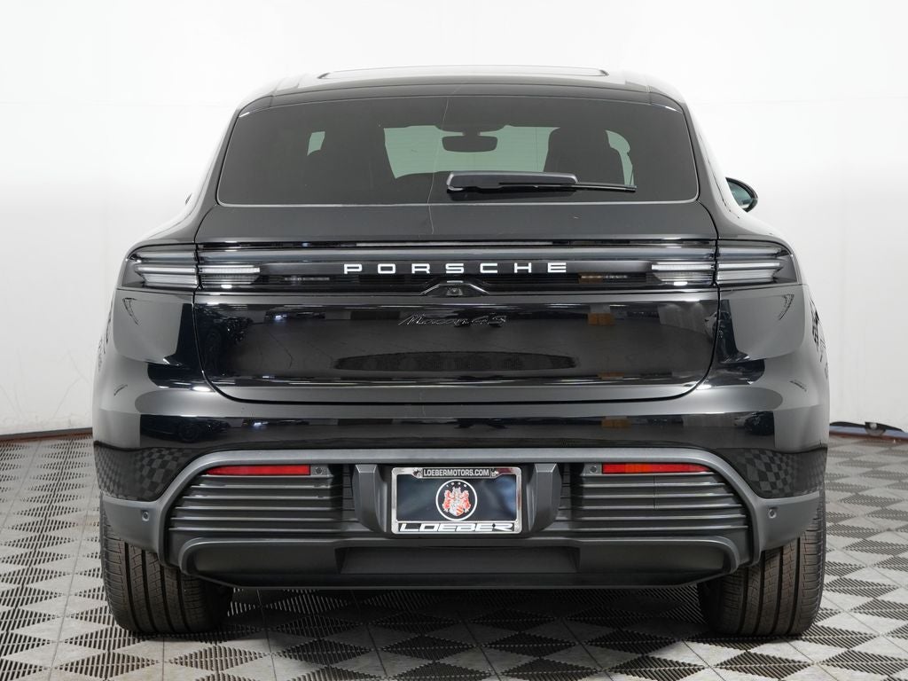 2025 Porsche Macan Electric 4S