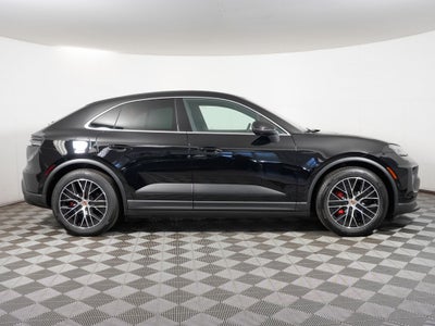 2025 Porsche Macan Electric 4S
