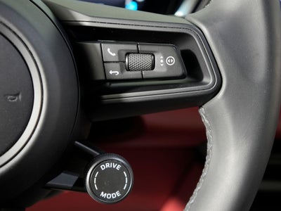 2025 Porsche Macan Electric 4S