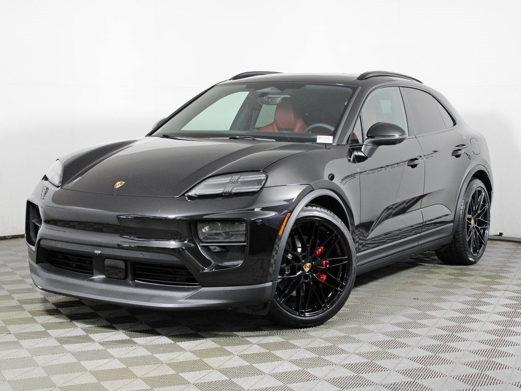 2025 Porsche Macan Electric 4S