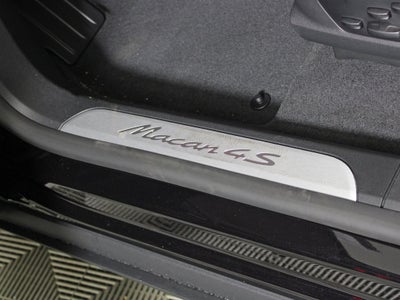 2025 Porsche Macan Electric 4S