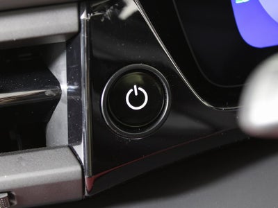 2025 Porsche Macan Electric 4S