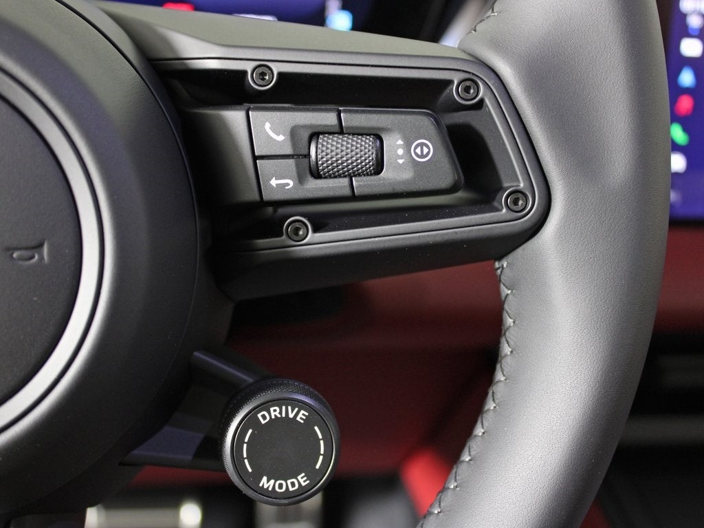 2025 Porsche Macan Electric 4S