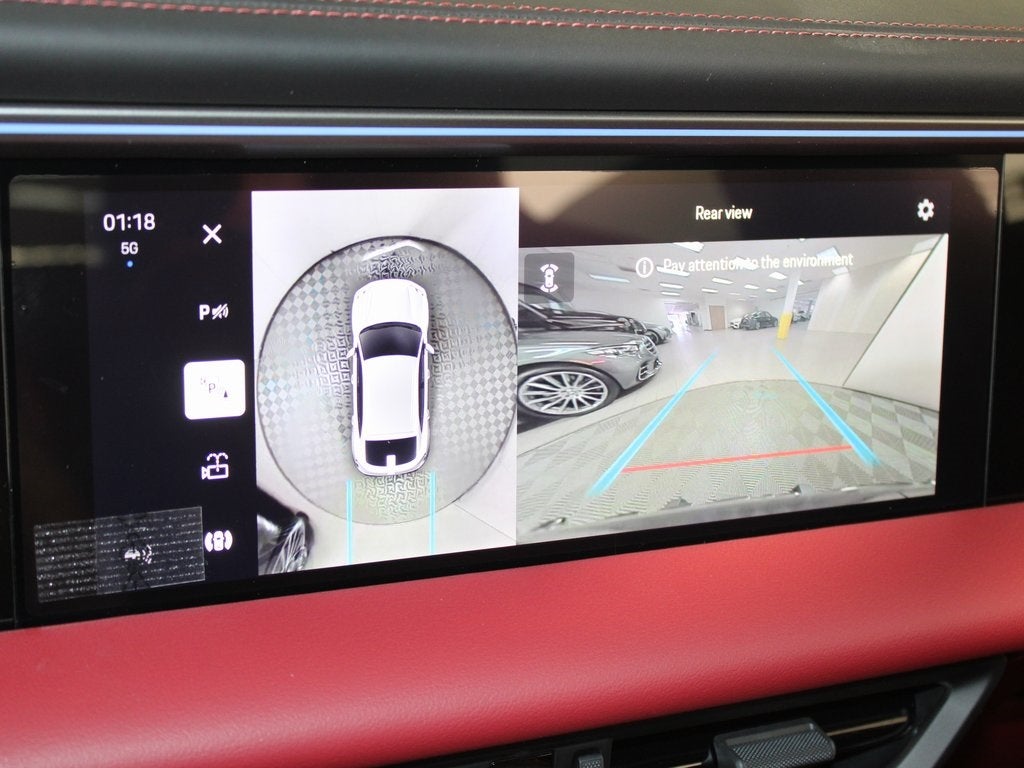 2025 Porsche Macan Electric 4S