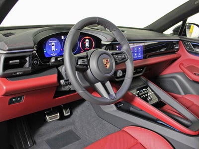 2025 Porsche Macan Electric 4S