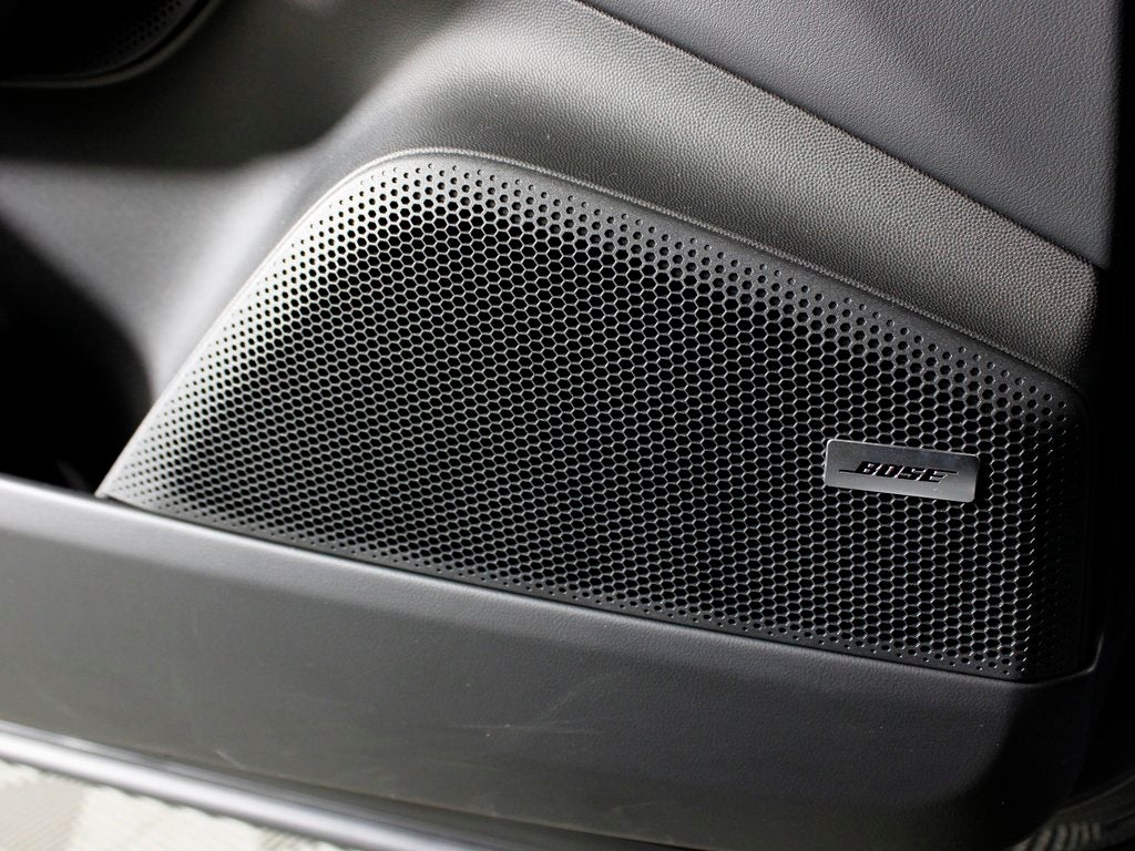 2025 Porsche Macan Electric 4S