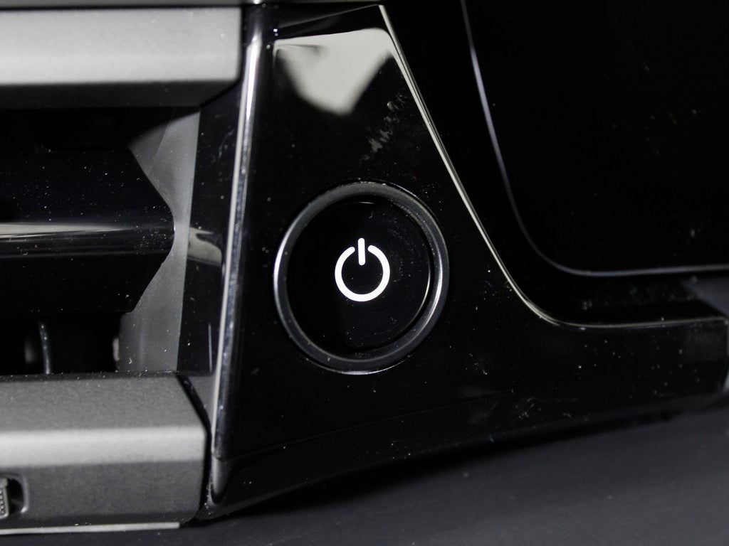 2025 Porsche Macan Electric 4S