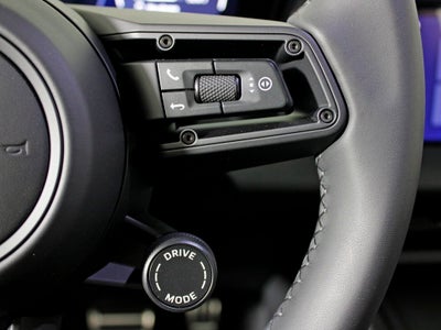 2025 Porsche Macan Electric 4S