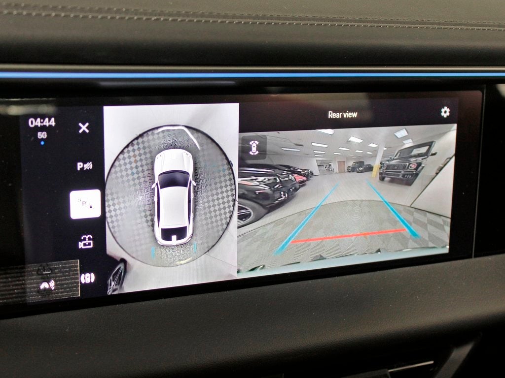 2025 Porsche Macan Electric 4S