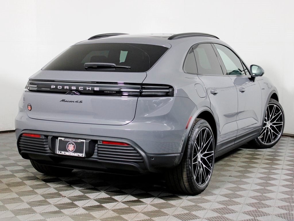 2025 Porsche Macan Electric 4S