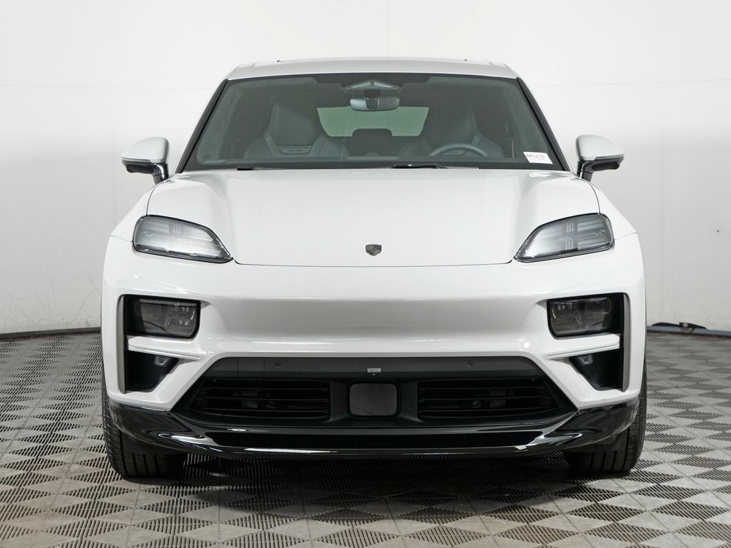 2026 Porsche Macan Electric Turbo