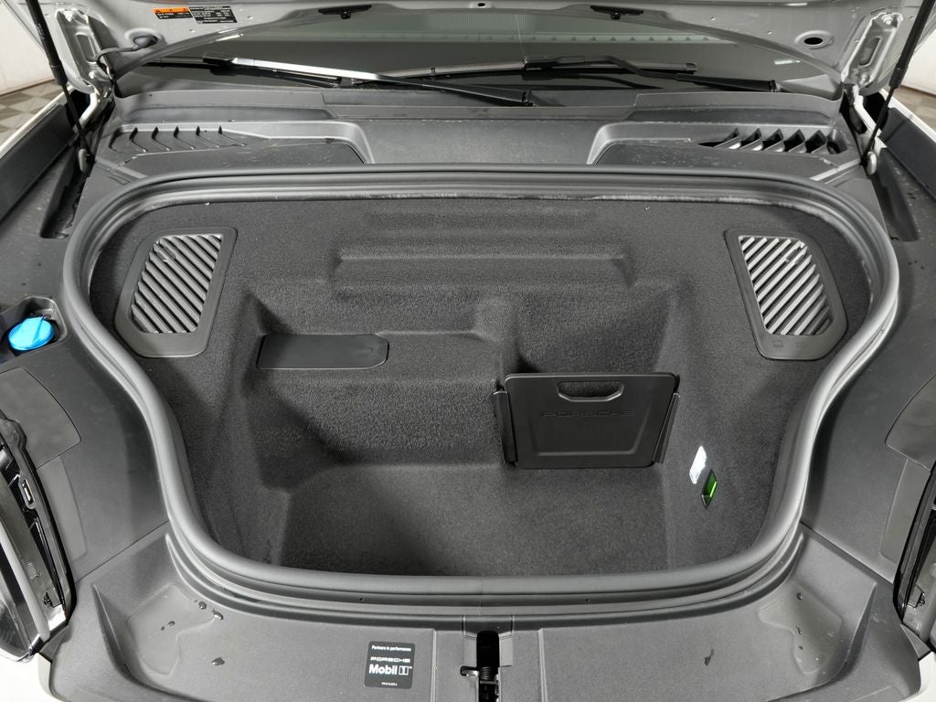 2026 Porsche Macan Electric Turbo