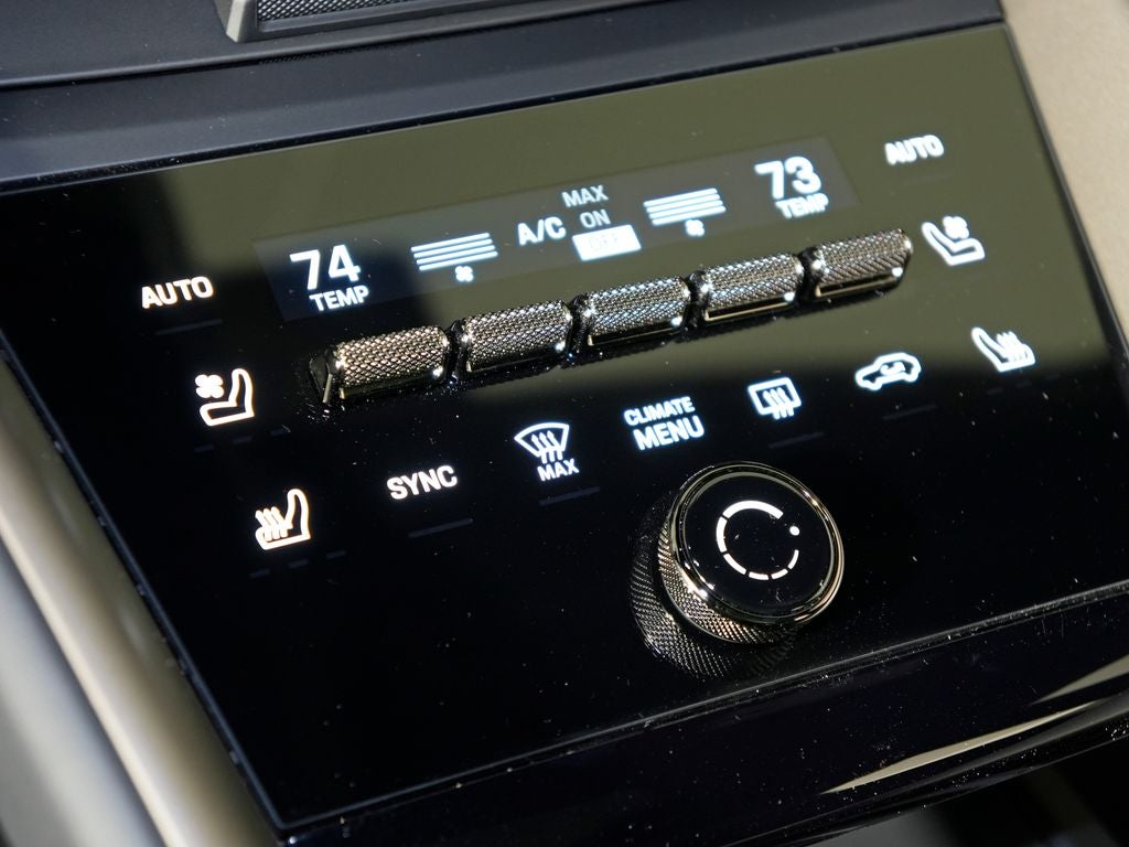 2026 Porsche Macan Electric Turbo